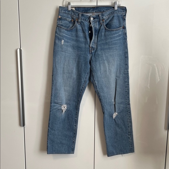 Levi's Vintage 501 Women's Boot Cut Denim Jeans in Blue, Size 30 - Picture 5 of 11